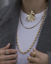 Rose Necklace
